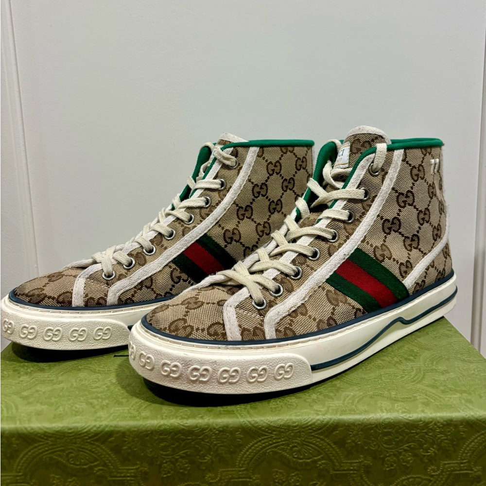 WOMEN'S GUCCI TENNIS
1977 HIGH TOP SNEAKER